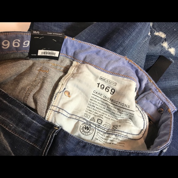 2 PAIR GAP JEANS LOT Easy Straight 25/0, 1 is BNWT Original owner PRICE FIRM! - Picture 9 of 13
